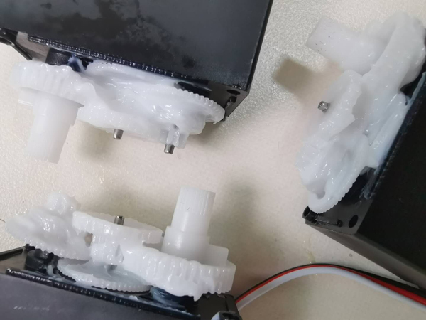 電機(jī)減速齒輪箱該如何選用合適的潤滑脂？
